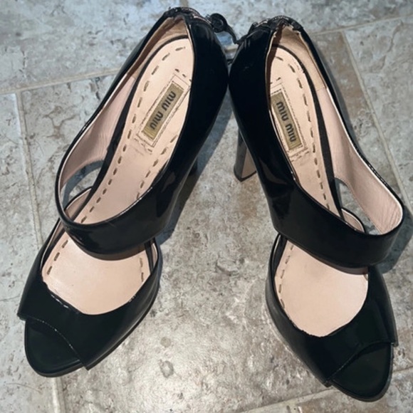 Black Chunky Miu Miu Heels - Picture 5 of 11